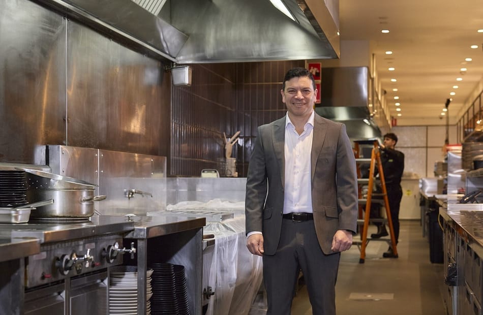 Why food safety training is critical for compliance cleaning